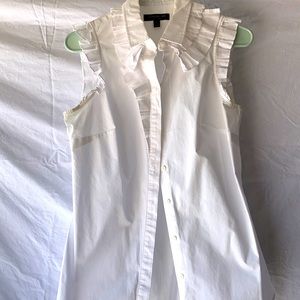 Banana Republic size 8 white stretchy cotton blous